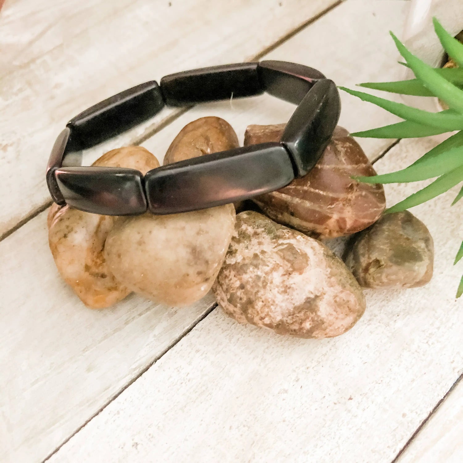 Loja bracelet black rectangular stone bracelet with smooth polished finish for stylish everyday wear
