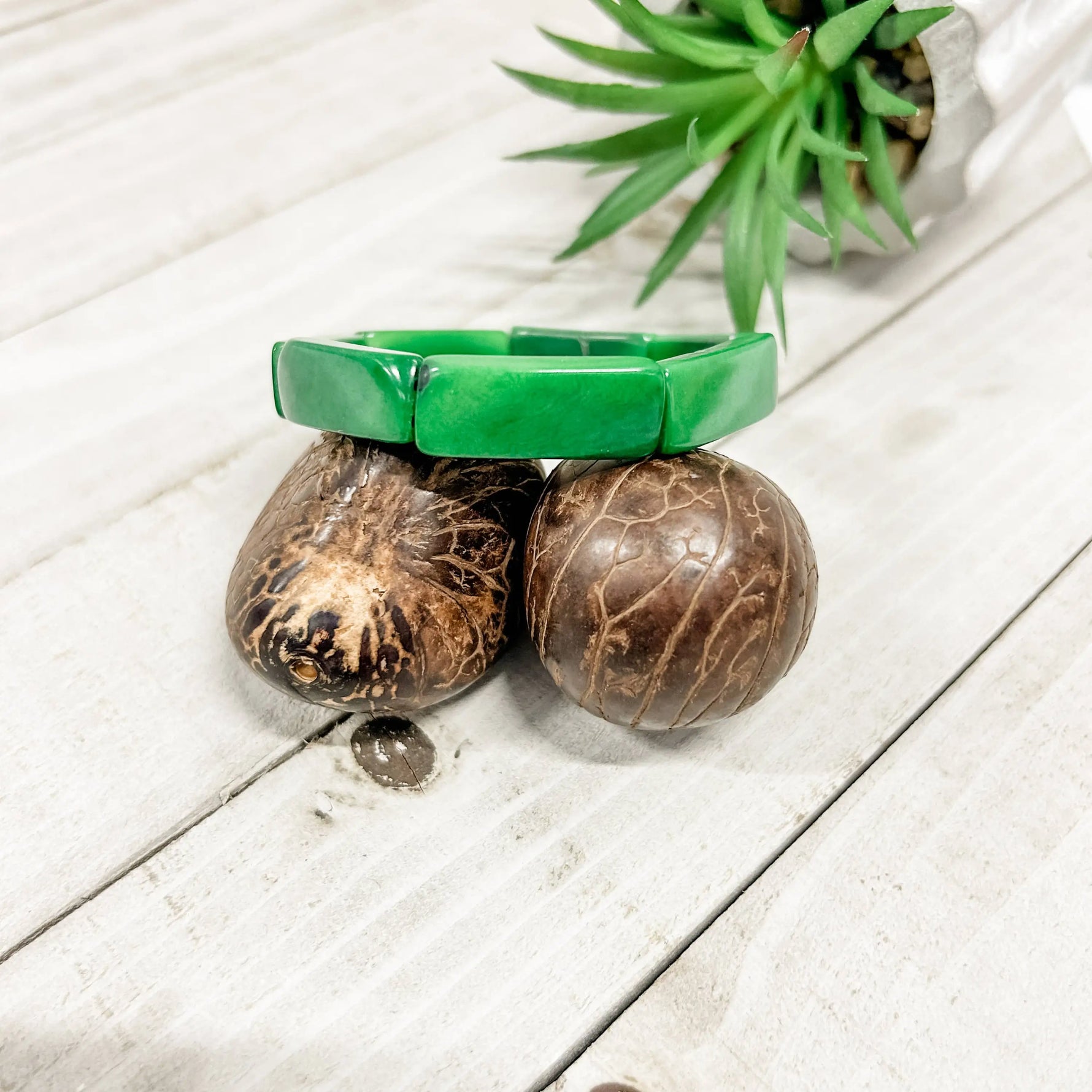 Loja bracelet vibrant green rectangular bangle with a glossy finish perfect for casual wear